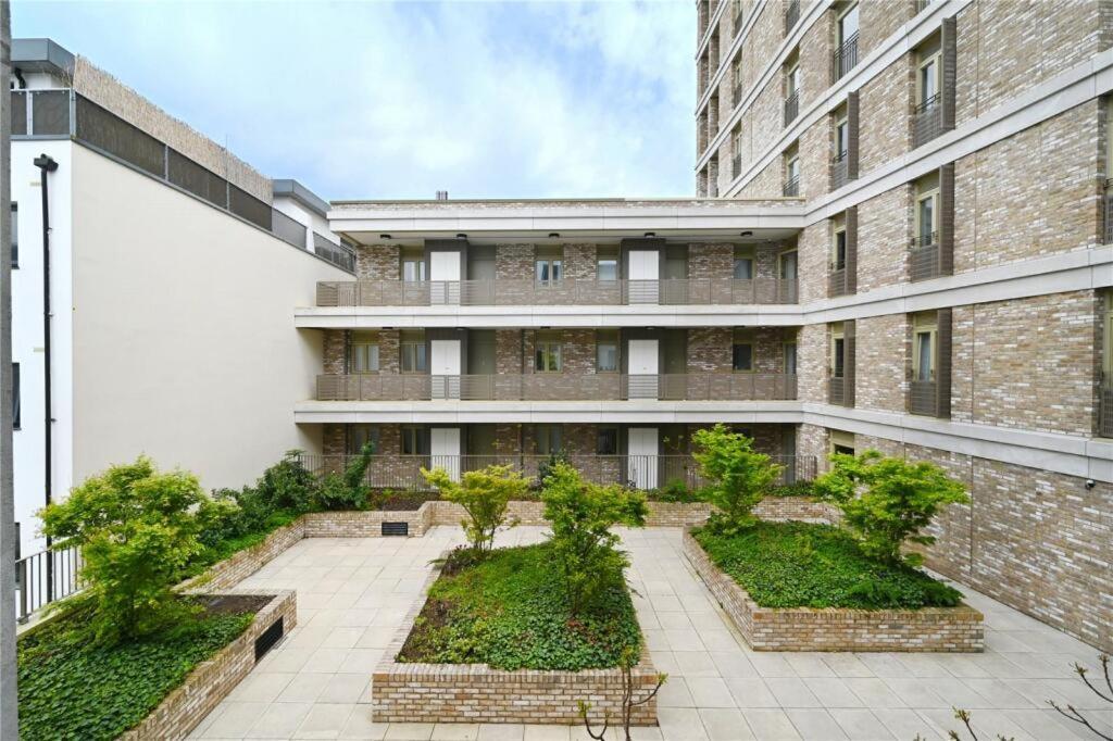 Stylish 2-bed Flat Next To Tower Of * Londres